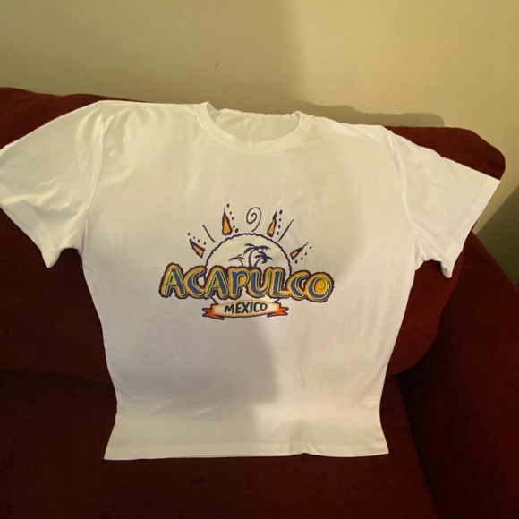 NWT Graphic Acapulco T-Shirt Short Sleeve - Picture 2 of 7